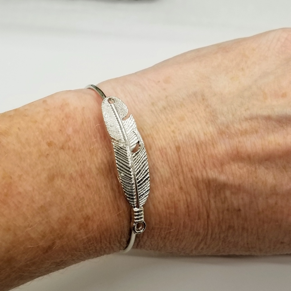 Silver Adjustable Cuff/Bangle Feather Bracelet - image 2